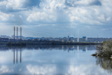 Obraz premium View on the Dnipro city and river Dnipro