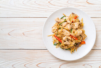 stir-fried chicken with ginger