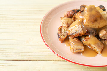 grilled bananas with coconut caramel sauce