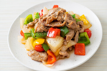 Stir Fried Pork with Black Pepper