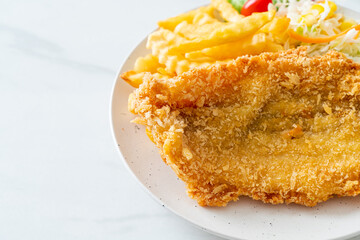 fried fish and potatoes chips