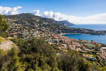 Obraz premium Panorama sur la Rade de Villefranche-sur-Mer depuis le Fort du Mont Alban à Nice
