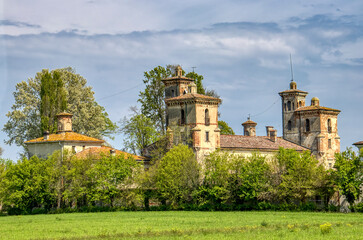 Fototapeta na wymiar castello Mina della Scala a Casteldidone