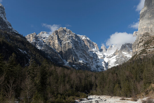 Along a trail in valle delle seghe