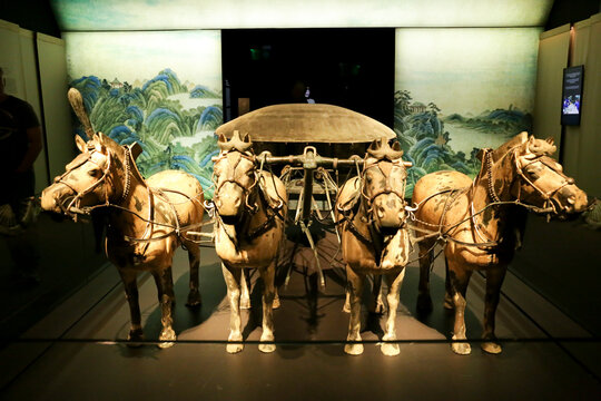 Reproduction of bronze chariot at Terracota Army exhibition