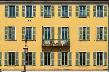 Fototapeta premium Colorful old building facade