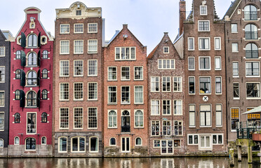 Fototapeta na wymiar The unique urban architecture and scenery along the canals in Amsterdam 