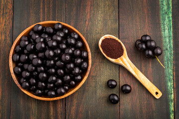 Amazonian acai berries and powder - Euterpe oleracea