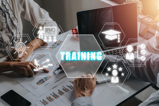 Training online, Education webinar, Business team using laptop computer with training icon on virtual screen background, education on internet, e-learning concept.