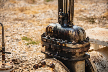 Valve crude oil tube valve pipeline