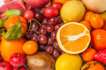 Fototapeta na wymiar colorful fruit