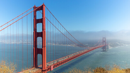 San Francisco, Golden gate Bridge in fog