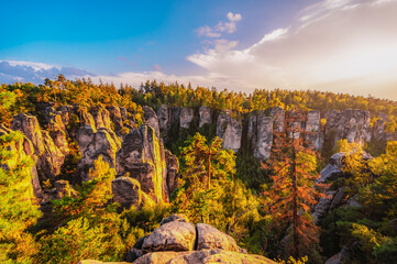 Cesky raj sandstone cliffs - Prachovske skaly in summer sunset, Czech Republic. Rock labyrinth is tourist attraction in Bohemian Paradise, Czech Republic - obrazy, fototapety, plakaty