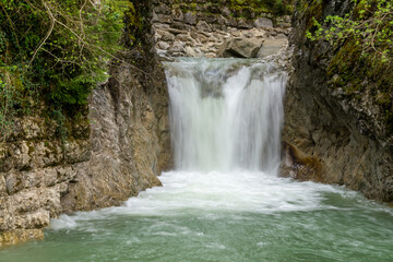 Fototapeta na wymiar Wasserfall