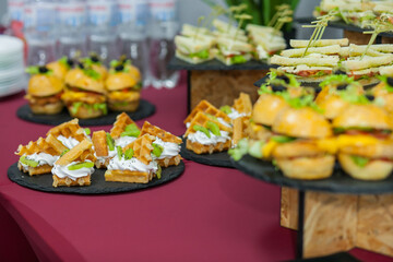 catering for the conference, buffet with delivery, burgers, sandwiches