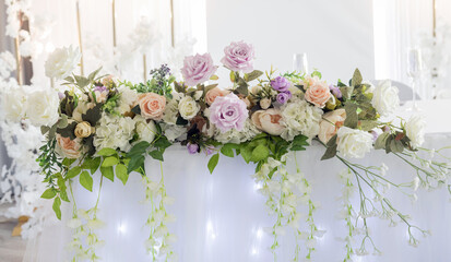 Beautiful flowers decoration table