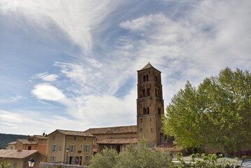 église Notre-Dame de L'assomption (Moustiers-Sainte-Marie )