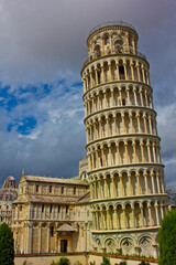 Fototapeta na wymiar leaning tower of Pisa in Italy in tuscany 