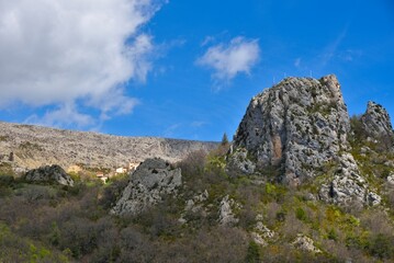 Vue sur le village de Rougon  (Les Gorges du Verdon)