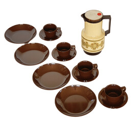 Coffee tableware in brown melanin from the 1970s.
