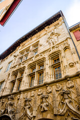 La Maison des Têtes de Valence