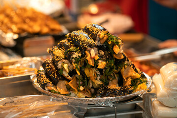 한국 포장마차에서 파는 김밥