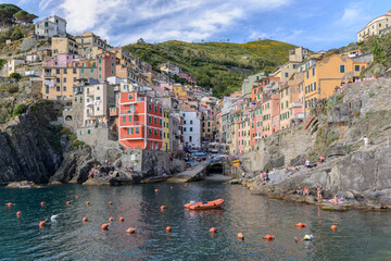 Das Dorf Riomaggiore, Cinque Terre, Riviera di Levante, Provinz La Spezia, Ligurisches Meer,...