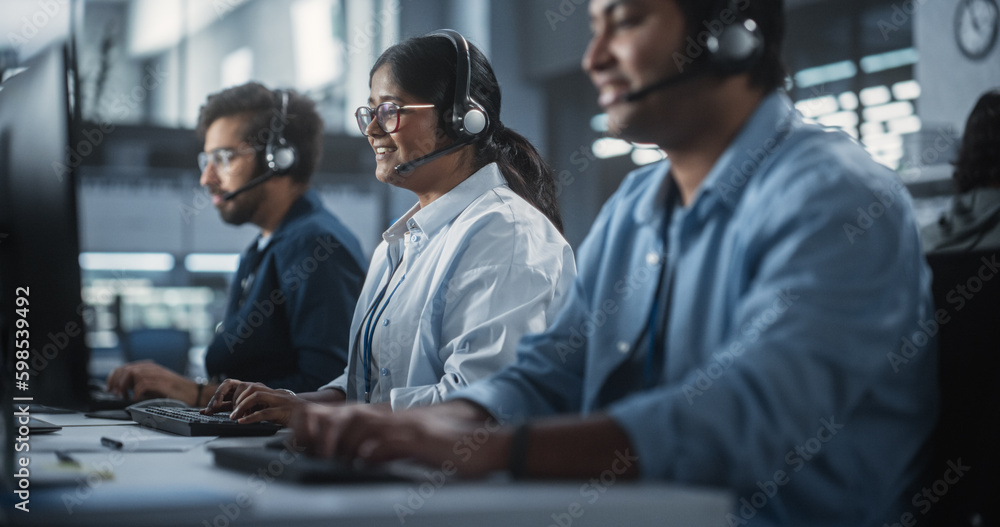 Aufkleber Positive Technical Support Managers Talking on Calls, Providing Help Desk Solutions to Customers Experiencing Troubleshooting Issues with a Product. Indian Specialists Successfully Solving Problems