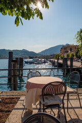Restaurant am Gardasee, Salò, Provinz Brescia, Lombardei, Italien