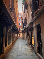 Fototapeta na wymiar Narrow streets in the old city