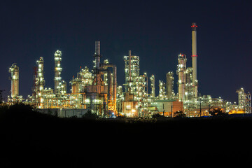 Obraz na płótnie Canvas Oil​ refinery​ and​ plant and tower column of Petrochemistry industry in oil​ and​ gas​ ​industrial