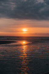 Obraz premium sunset at the beach