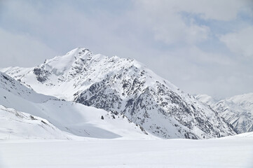 Fototapeta na wymiar Snow Mountain at Khunjerab Pass in Gilgit-Baltistan Region in Pakistan