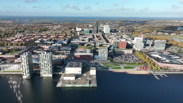 Almere is a city and municipality in the Dutch province of Flevoland , in the polder of Southern Flevoland.