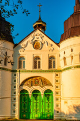 Southwestern main entrance to the territory of the Holy Vvedensky Tolgsky Convent in the city of Yaroslavl