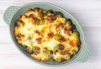 Brussels sprouts baked with cheese, gratin