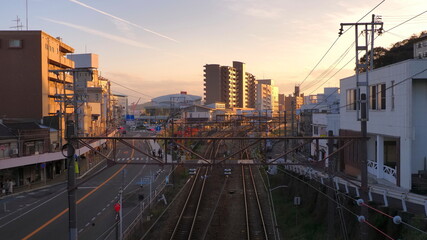 Fototapeta na wymiar 尾道東第一踏切前高架橋からの駅方向（夕景）21