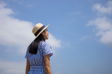 Fototapeta premium Woman enjoy the sunny day view