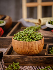 Piper nigrum,Green pepper,Zanthoxylum schinifolium(huajiao),fresh and dried peppercorns(Translation: The word 