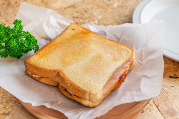 焼き上がったホットサンド