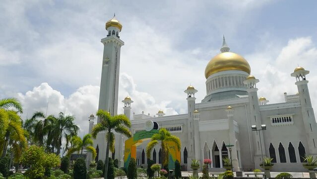 Sultan Omar Ali Saifuddin Mosque, Brunei Darussalam