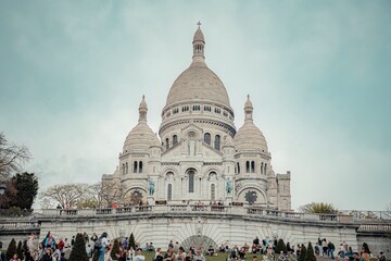 sacre coeur basilica in the city