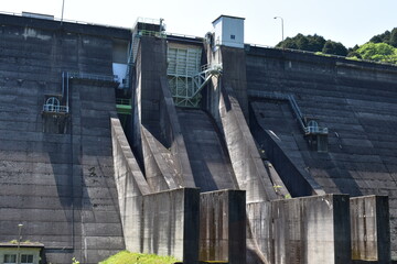 花貫ダム