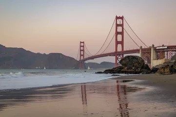 Photo sur Plexiglas Plage de Baker, San Francisco Golden Gate Bridge and Baker Beach at Sunset