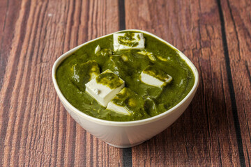 Palak paneer