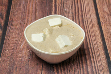 Paneer butter masala white gravy