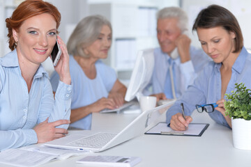 Obraz premium business people working in office together