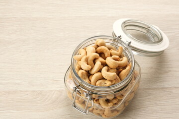 Roasted Cashew Nuts (Kacang Mete) in a bowl
