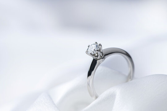 美しい結婚指輪のイメージ