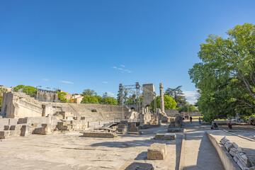 Ruines du théâtre romain à Arles - site du patrimoine mondial de l'UNESCO en France